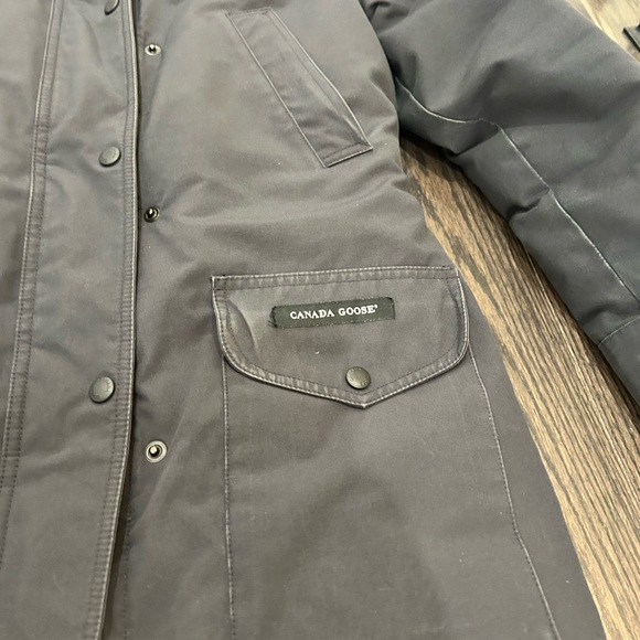 Canada Goose Trillium Parka with Fur Hood - Picture 4 of 12